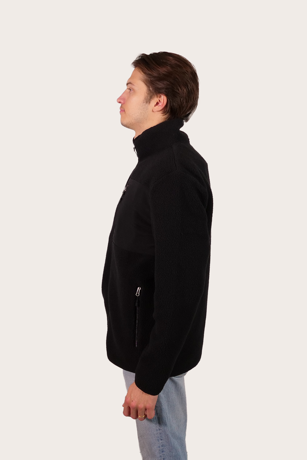 Essential Sherpa Regular